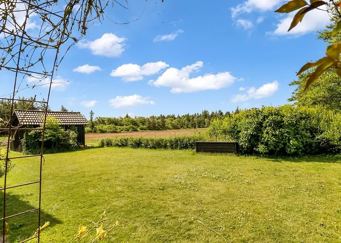 Cillvur - 8km From The Sea By Interhome